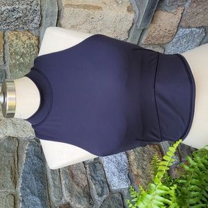 Lululemon everlux and mesh crop tank top and pads